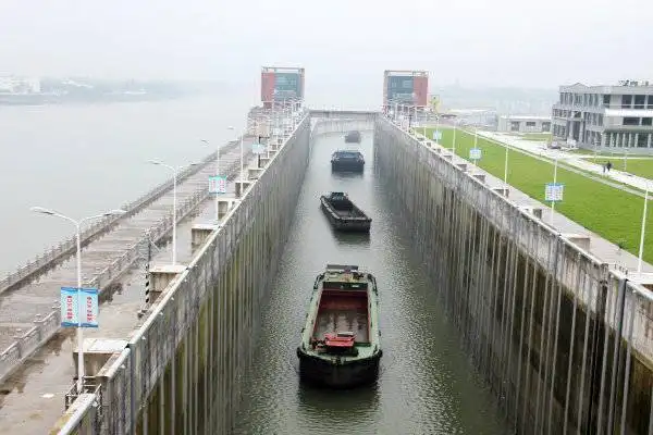 赢润集团研制尾气快速检测设备，打响内河船舶大气污染防治攻坚战！